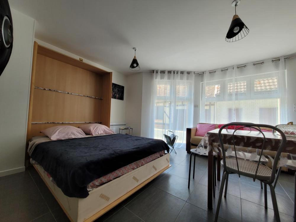 Appartement Salbris- Parking Gratuit Eksteriør billede
