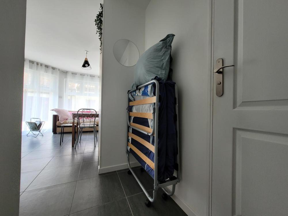Appartement Salbris- Parking Gratuit Eksteriør billede